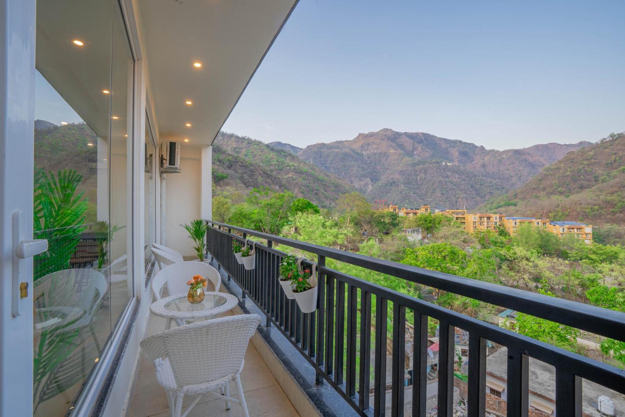 Perfectstayz Alpine Near Laxman Jhula Rishikesh Ngoại thất bức ảnh