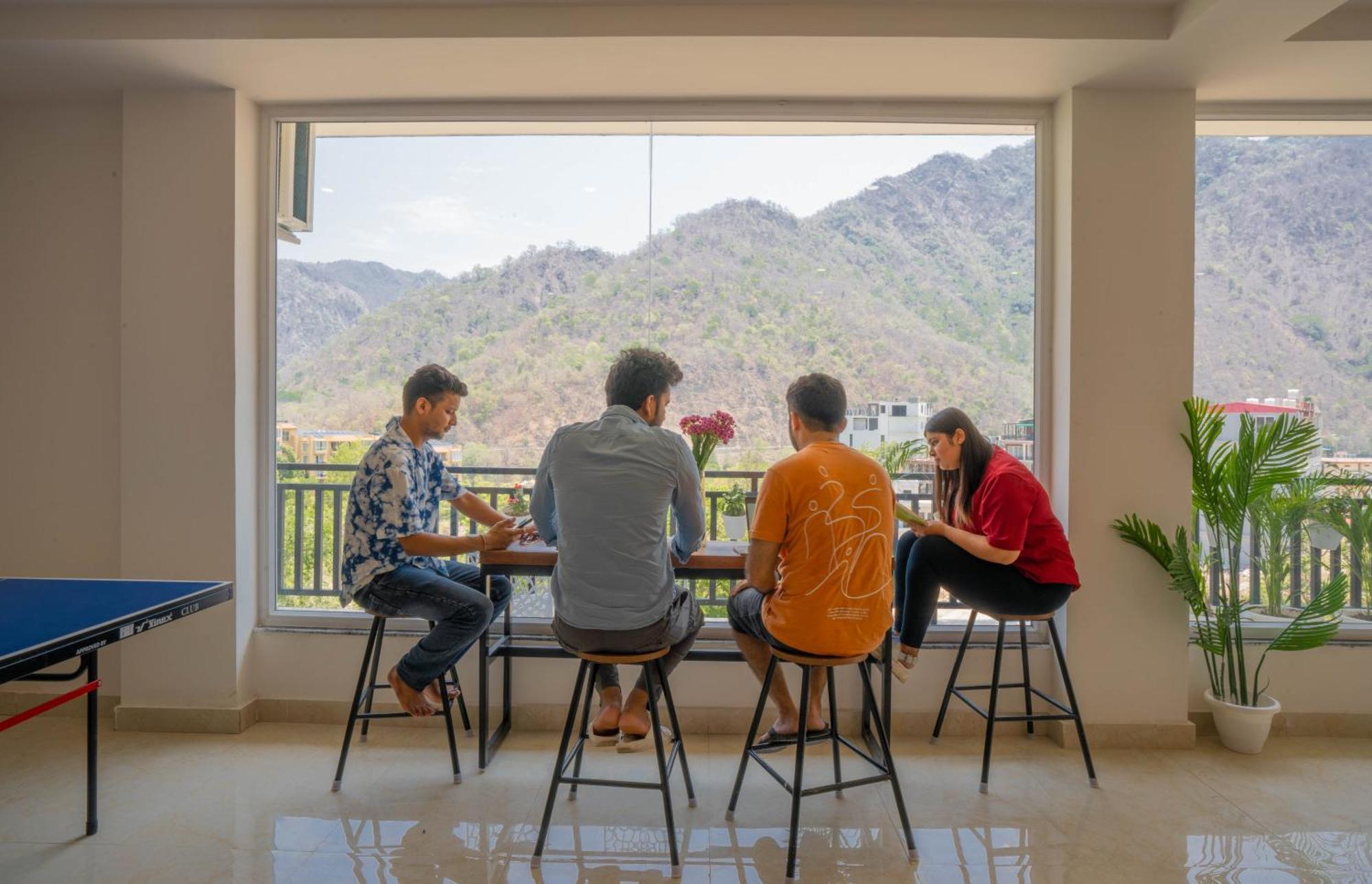 Perfectstayz Alpine Near Laxman Jhula Rishikesh Ngoại thất bức ảnh