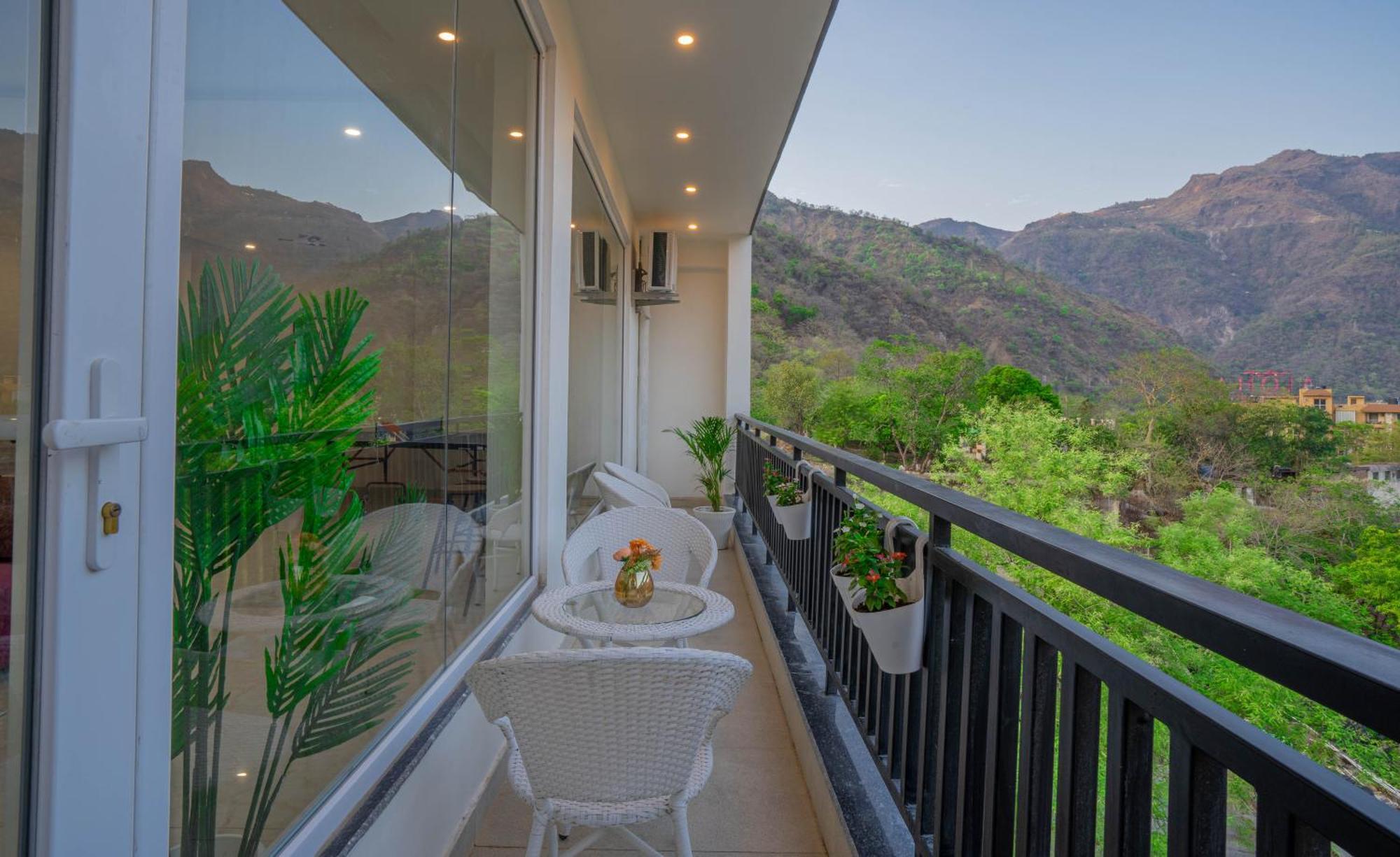 Perfectstayz Alpine Near Laxman Jhula Rishikesh Ngoại thất bức ảnh